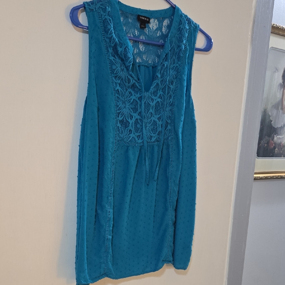 torrid Teal Crochet-Detail Sleeveless Tank